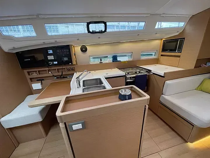 Sea Drop Charter Boat
