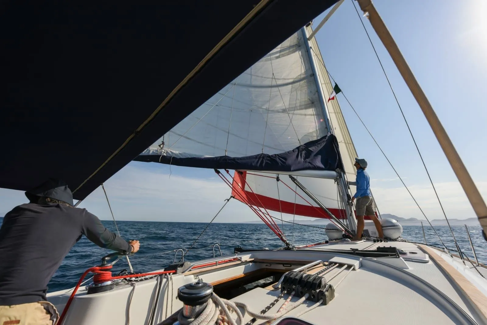 Rent a 13.7m Jeanneau Sun Odyssey 44i Sailing Yacht in La Paz