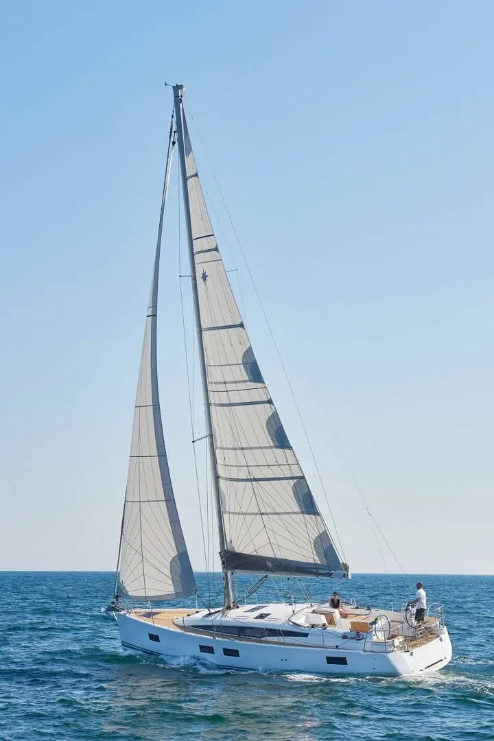 Lucky Kiralık Teknesi
