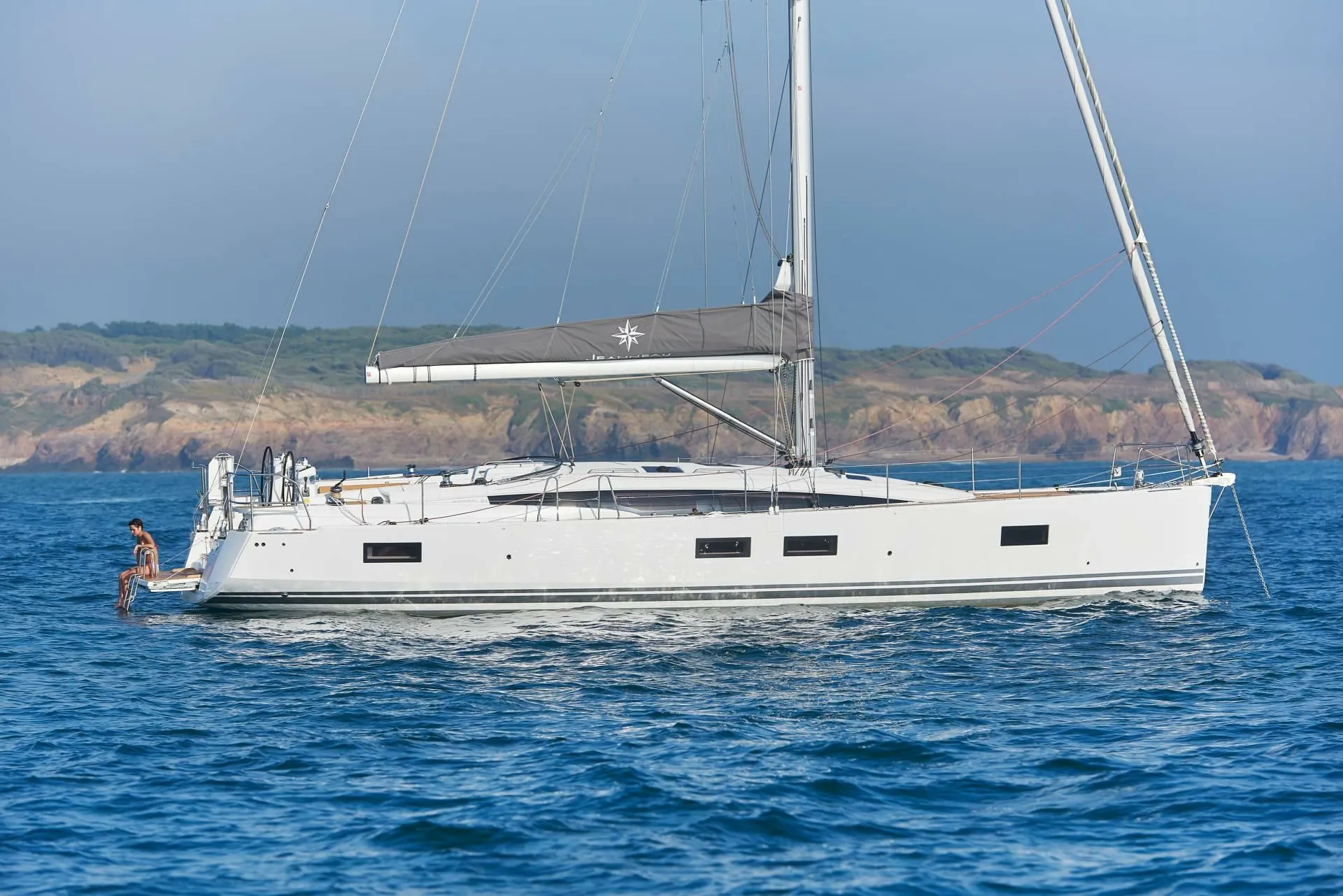Rent a 15.38m Jeanneau 51 Sailing Yacht in Jamestown