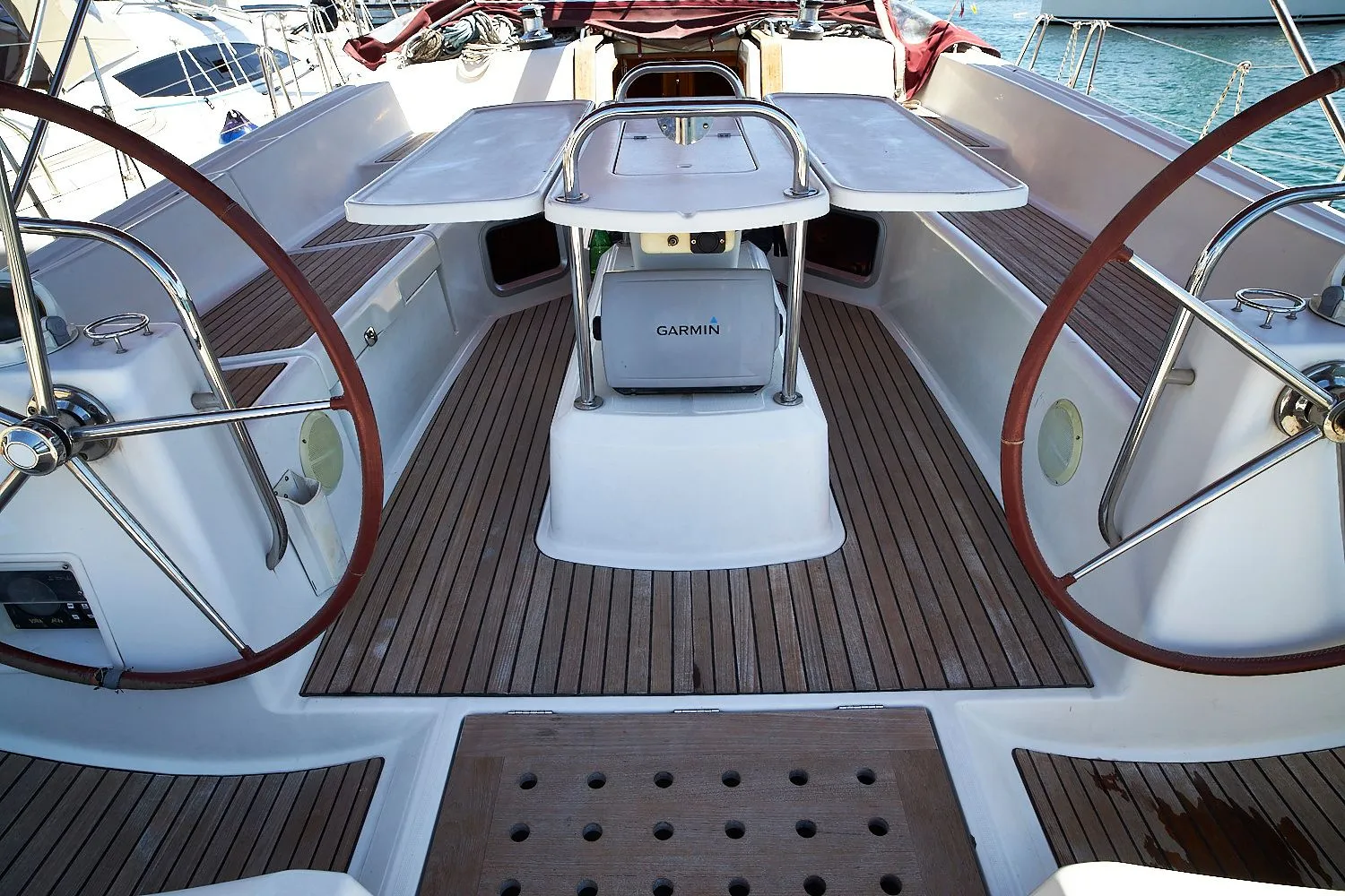 Tina Charterboot - 3