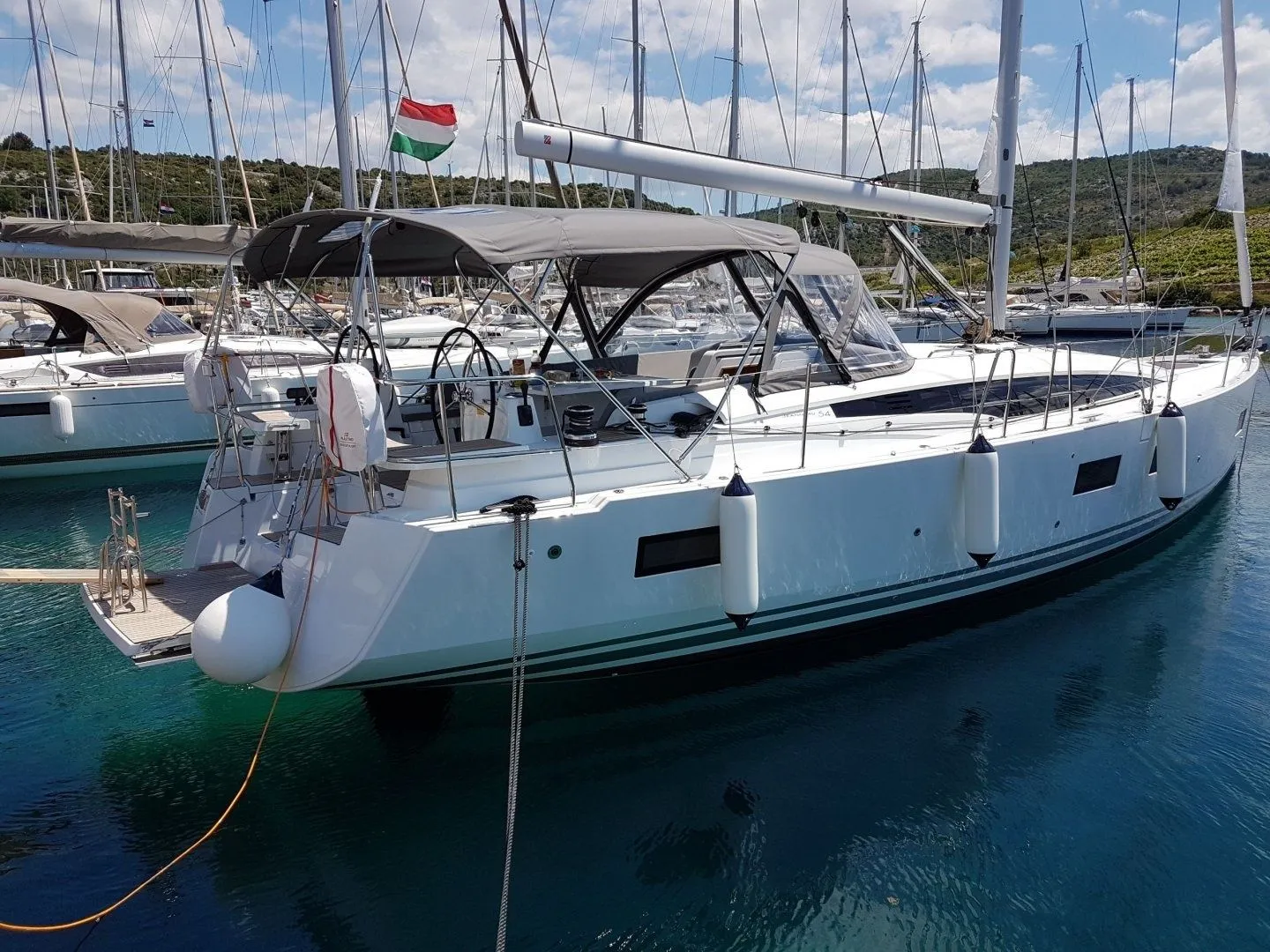 Pirovac Kiralık Jeanneau 54 16.16m 