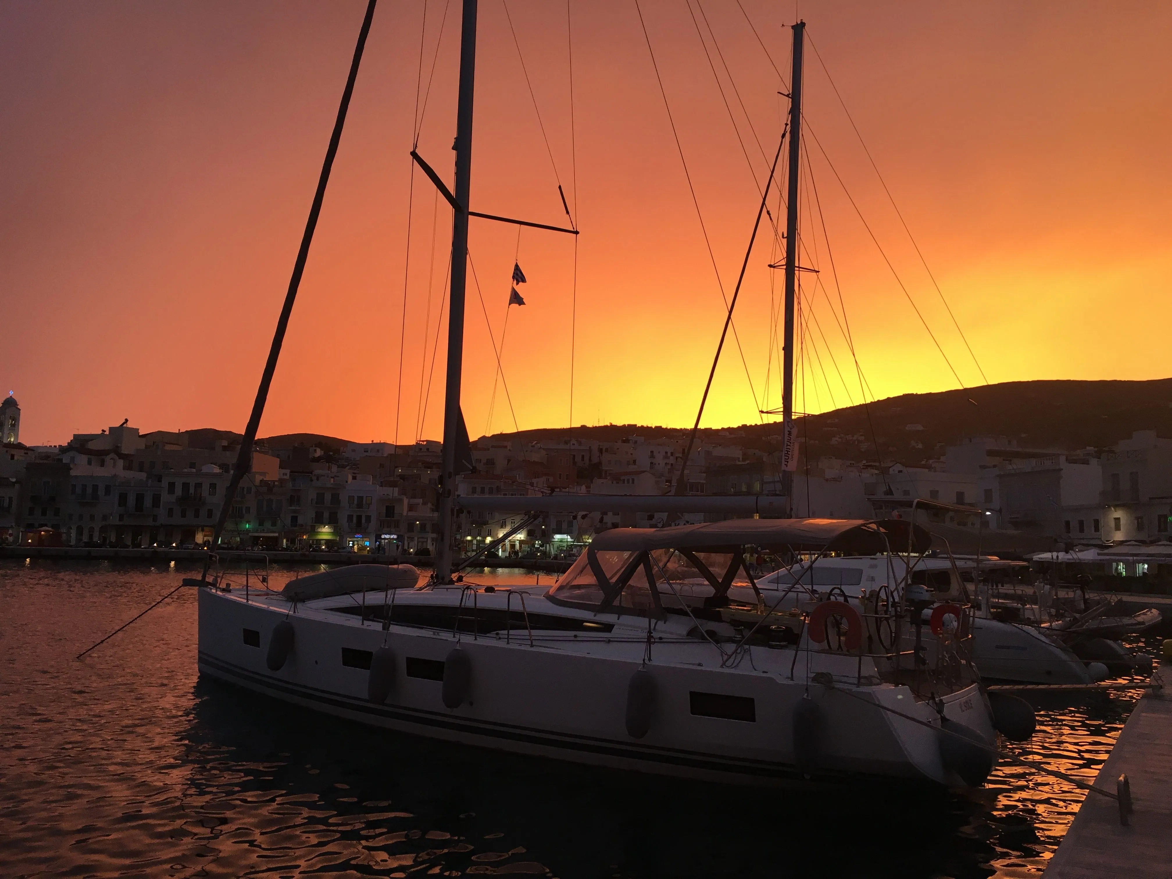Jeanwj Charter Boat - 4
