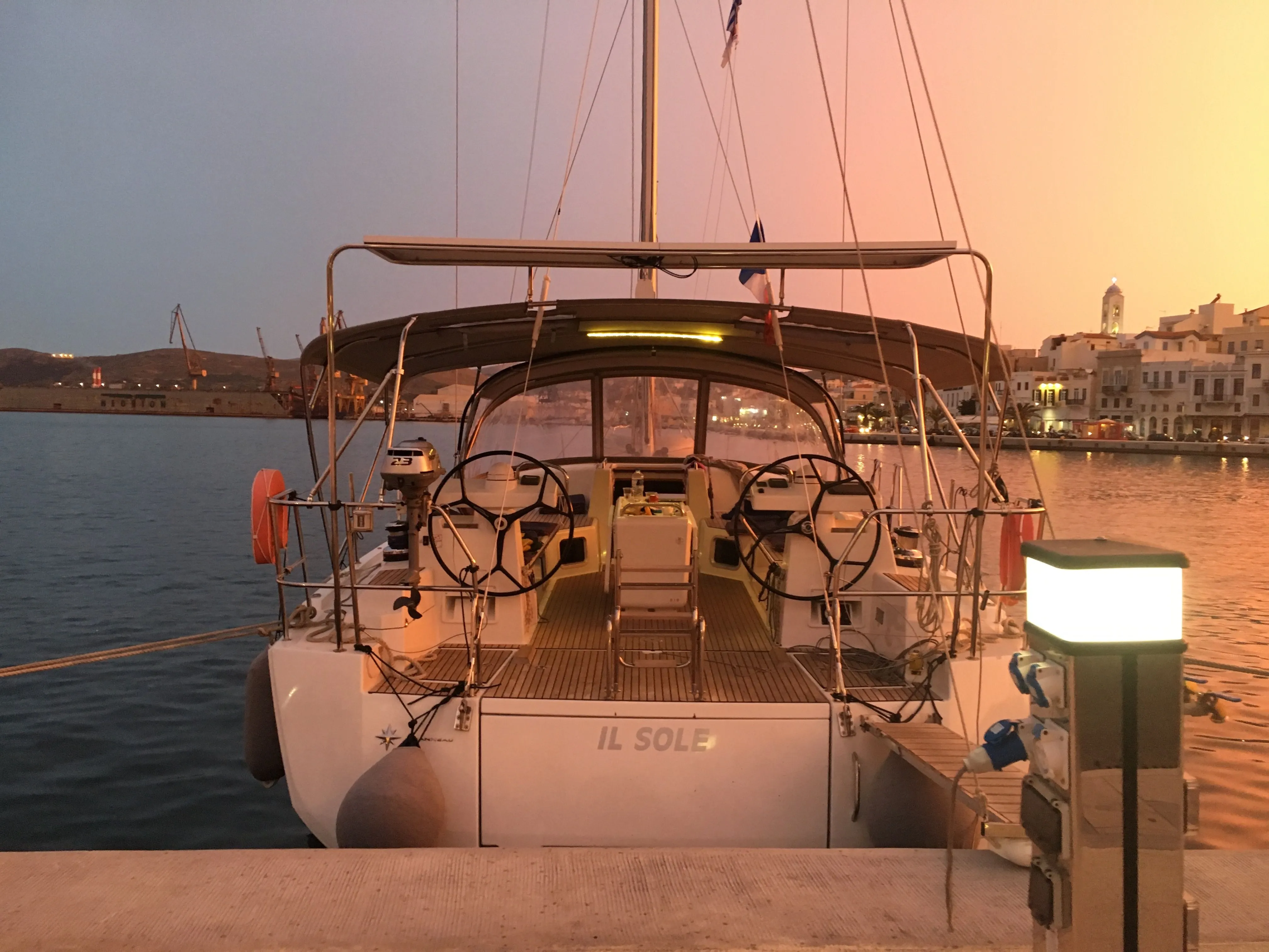 Jeanwj Charter Boat - 1