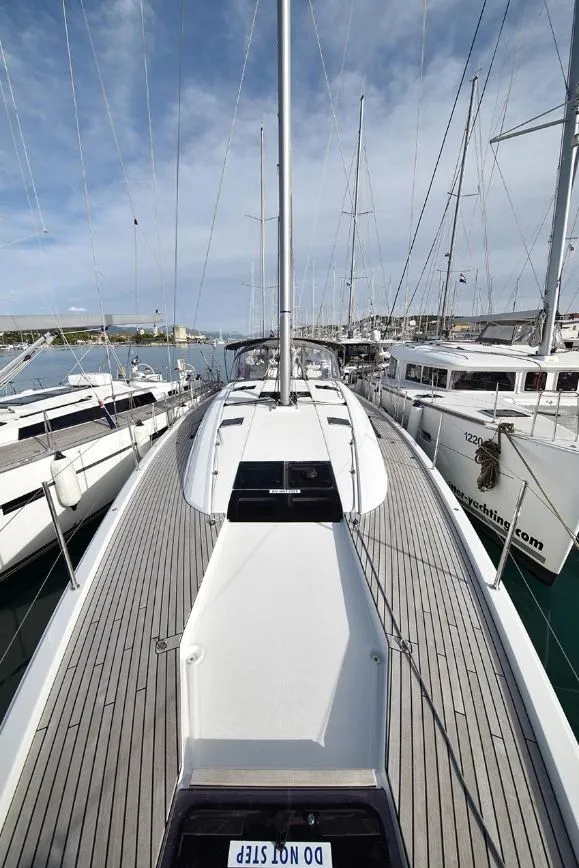 Mary Lu Charterboot - 5