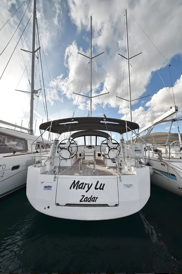 Mary Lu Charterboot - 3
