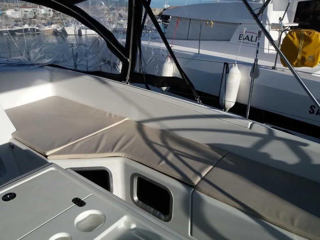 Zaniah Charterboot - 3