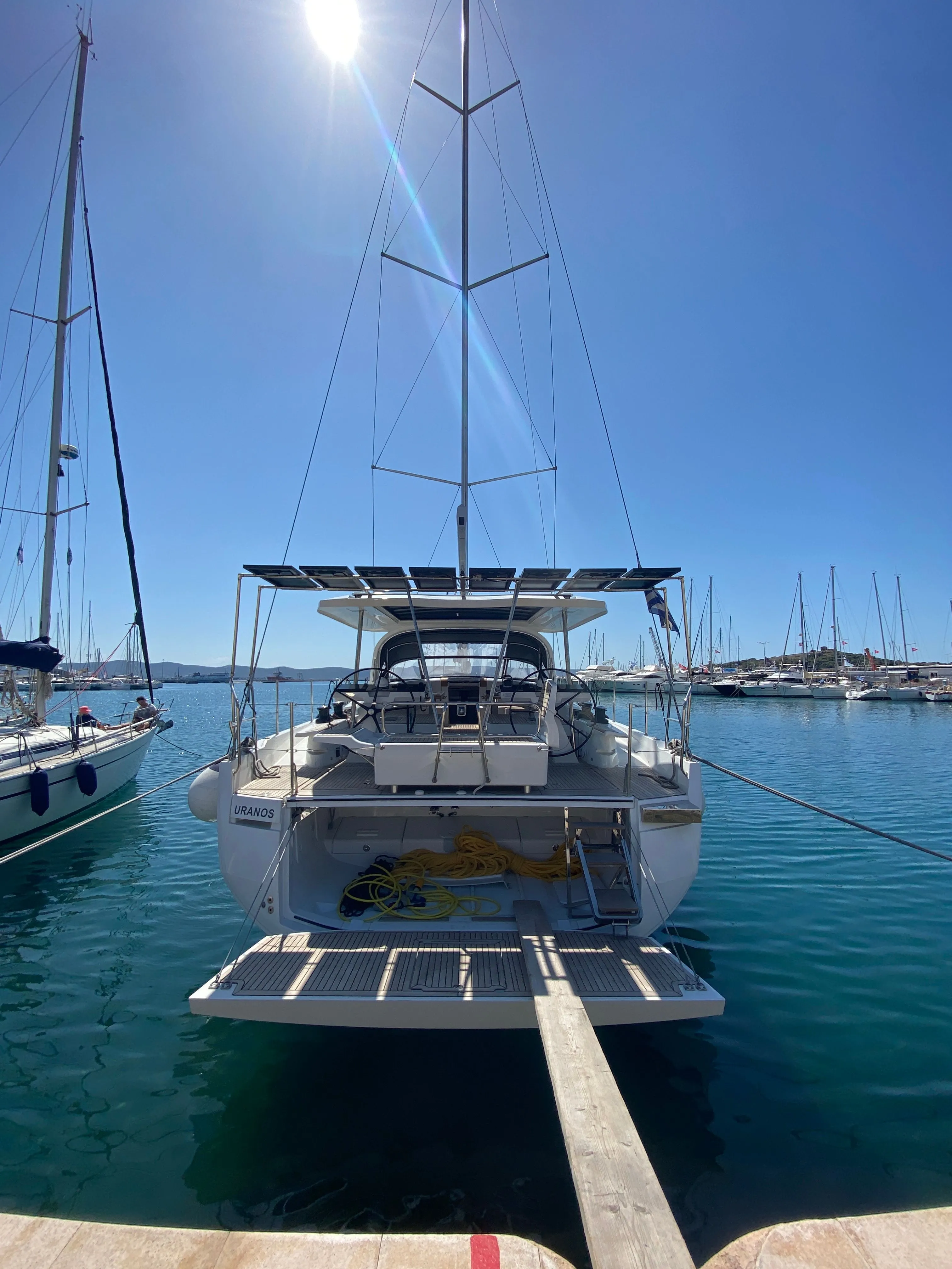 Чартер Uranos - 3