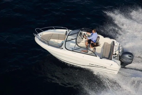 Bowrider Charter Boat