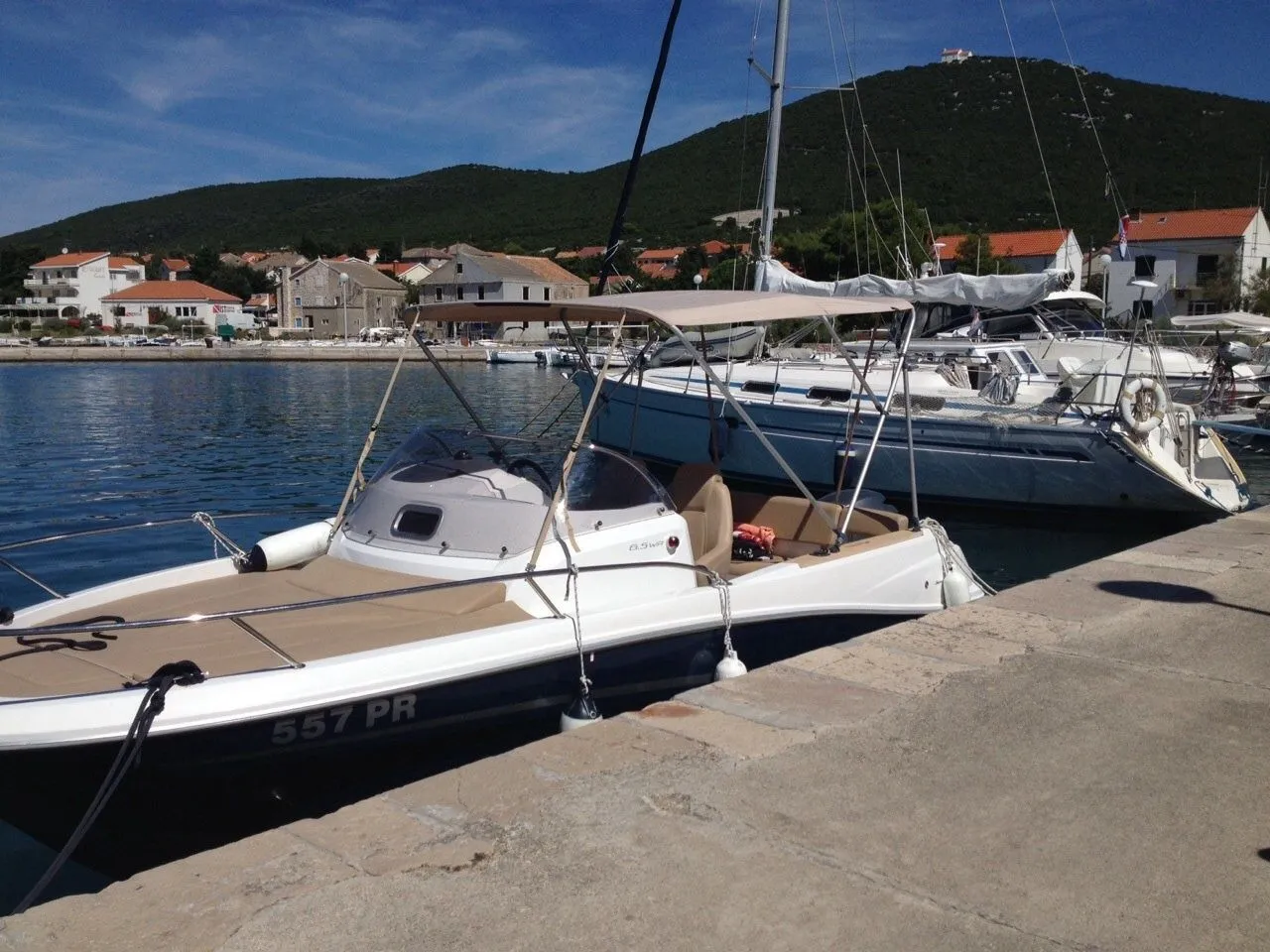 6.5m Zadar Boat Hire
