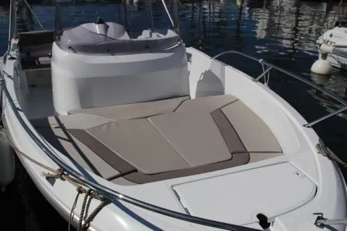 I Charter Boat
