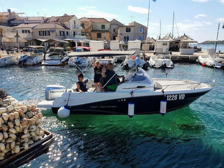 6.77m Tribunj Jeanneau Cap Camarat 6.5 Hire