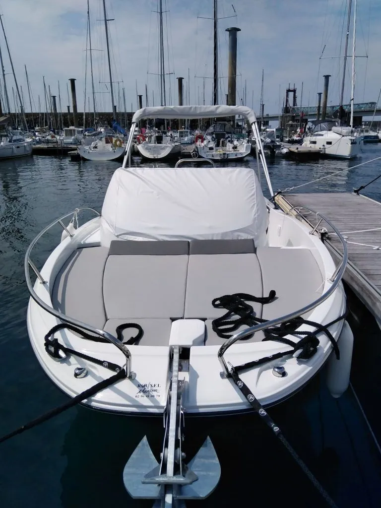 Charter a 6.11m Boat in Saint Malo