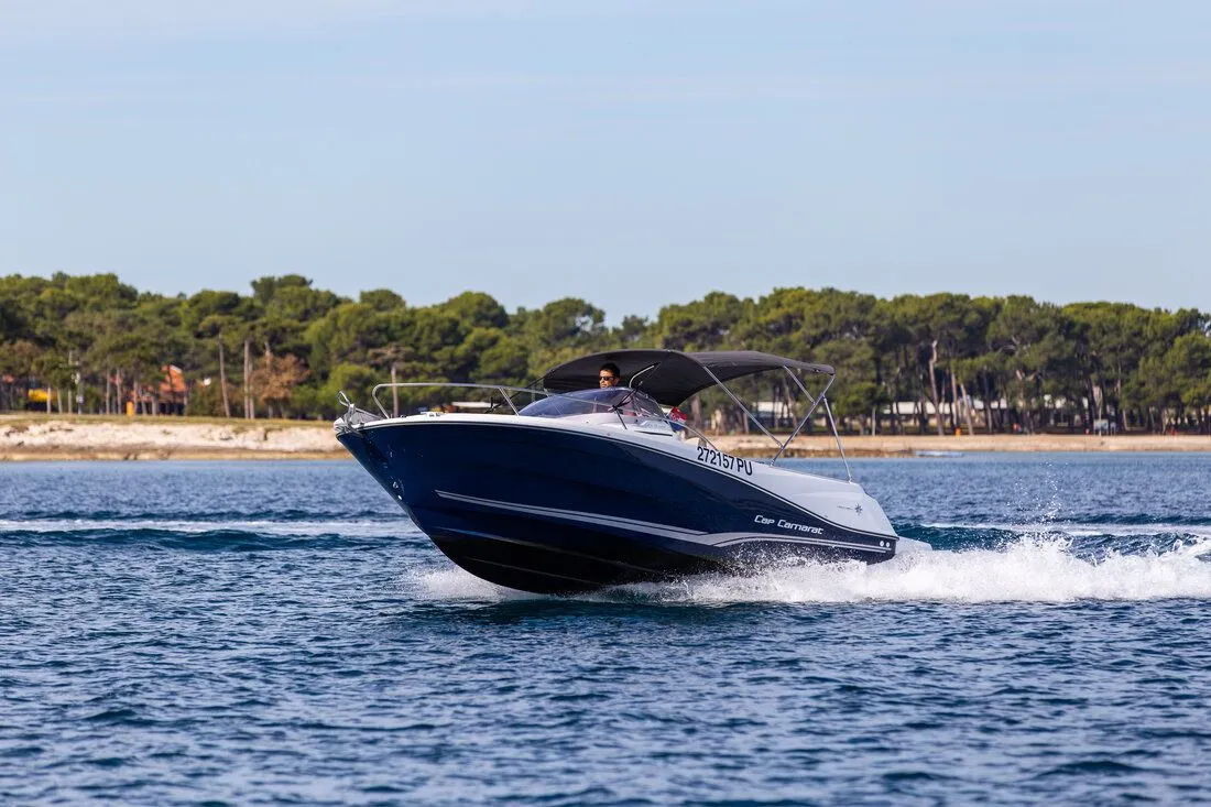 No Name Charter Boat