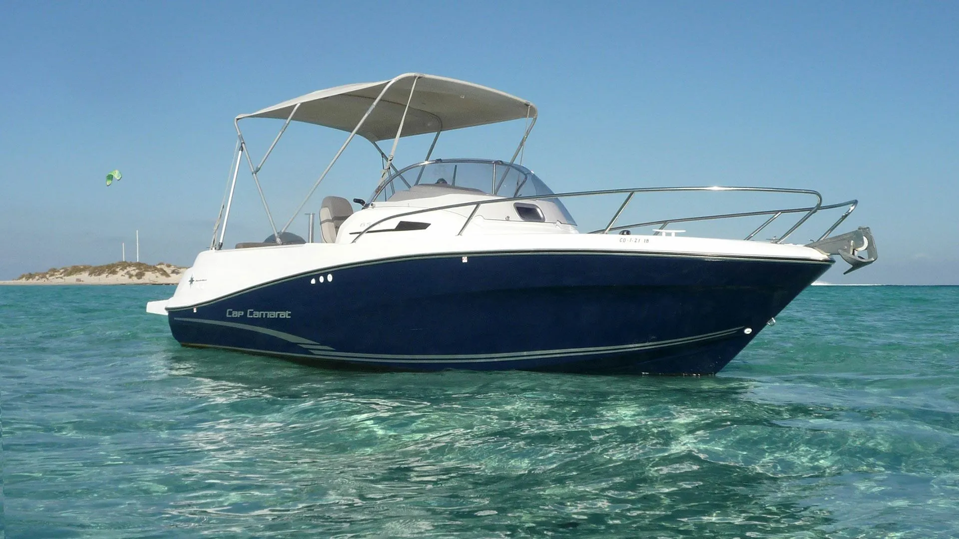 Rent a 6.5m Boat in Santa Eularia des Riu