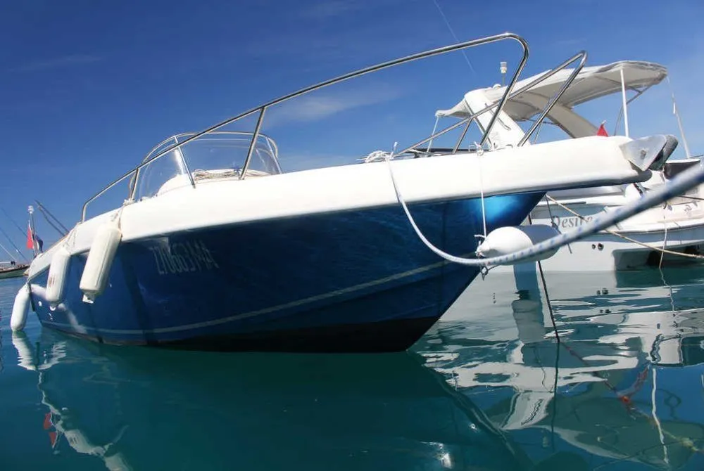 CM Charter Boat