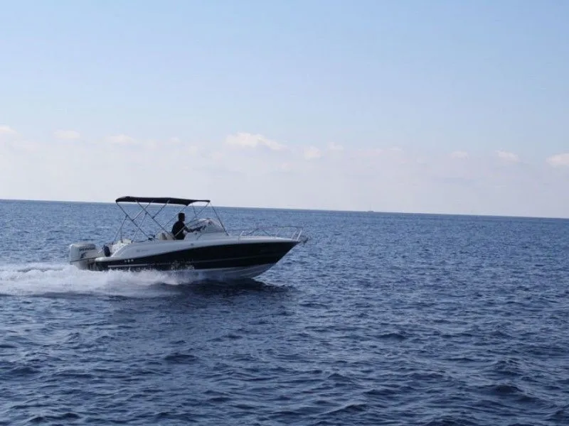 No Name Charter Boat