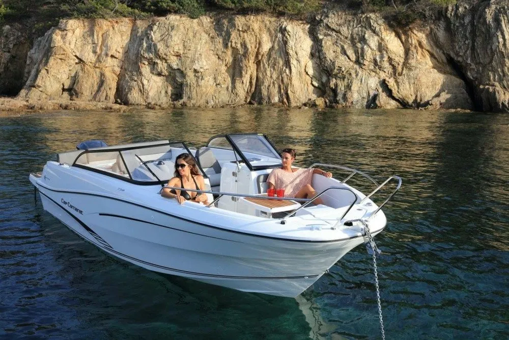 Fidji 3 Mietboot