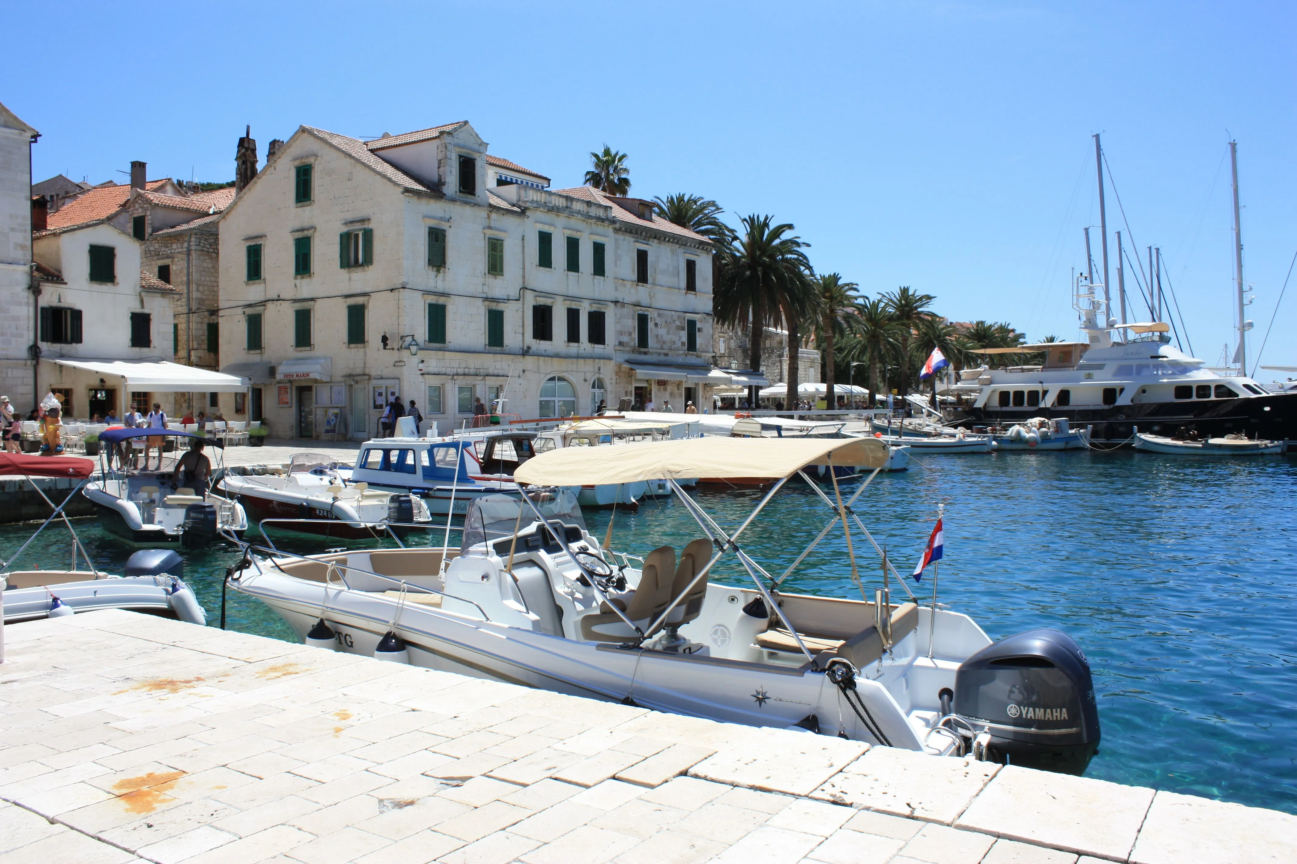 Jeanneau Charter Boat