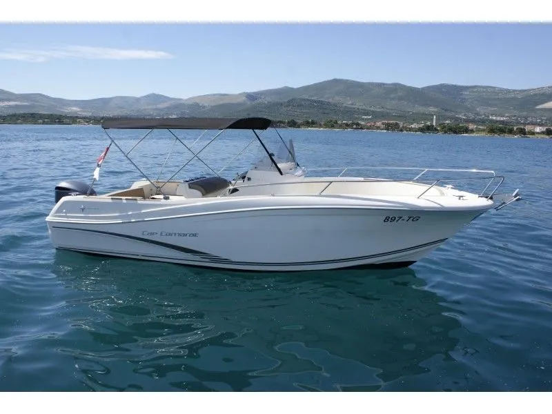 Charter a 7.5m Motor Boat in Sitges