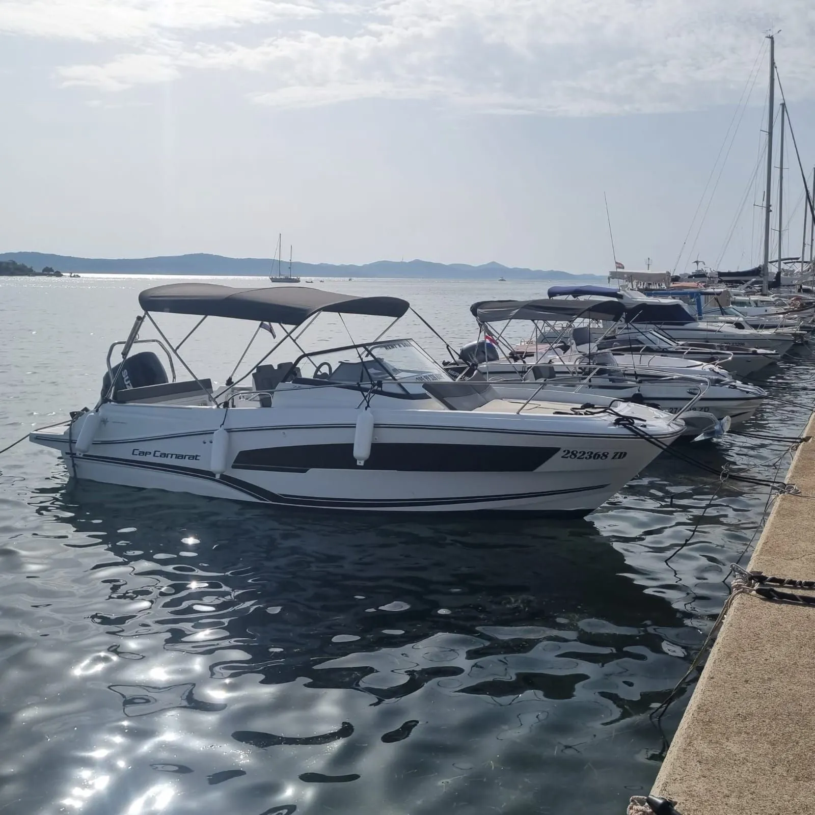 Charter a 7.5m Boat in Sukosan