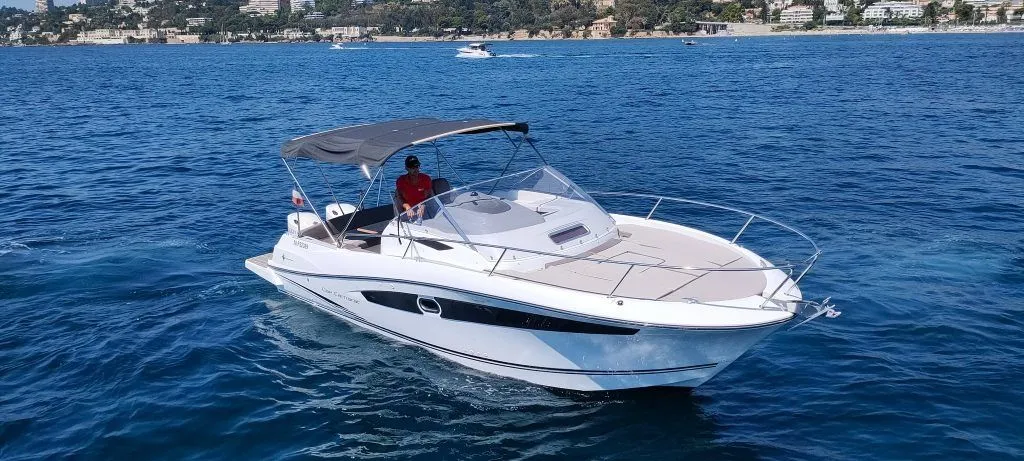 Leorian Mietboot