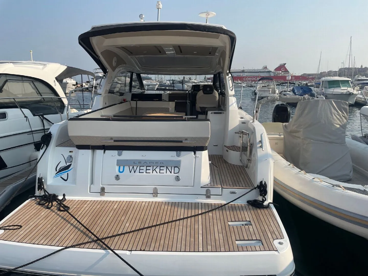 U Weekend Charter Boat