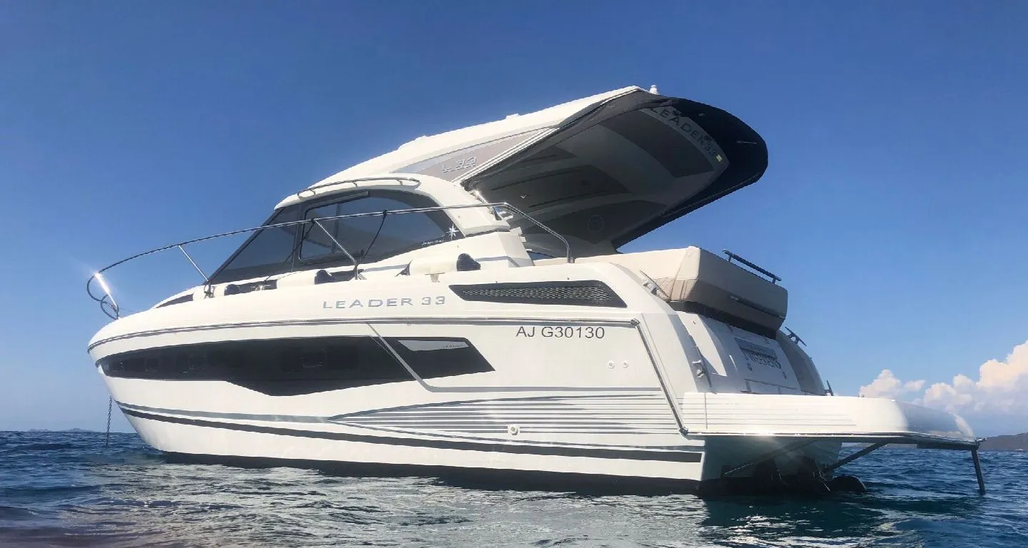 U Weekend Charter Boat