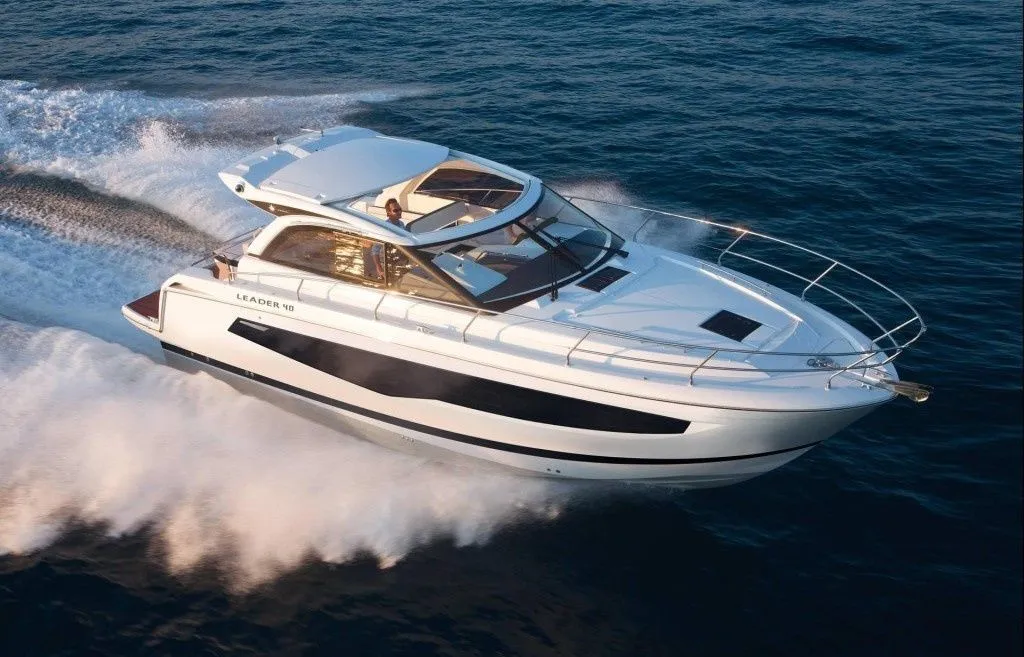 Charter a 12.33m 2 Cabin Motor Yacht in Salerno