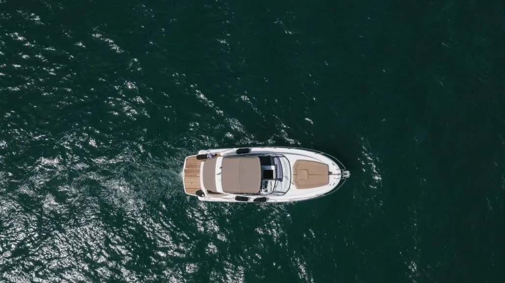 8m Setúbal Jeanneau Leader 8 Motor Boat Hire