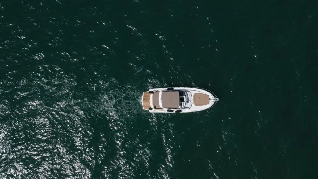 8m Setúbal Jeanneau Leader 8 Motor Boat Hire