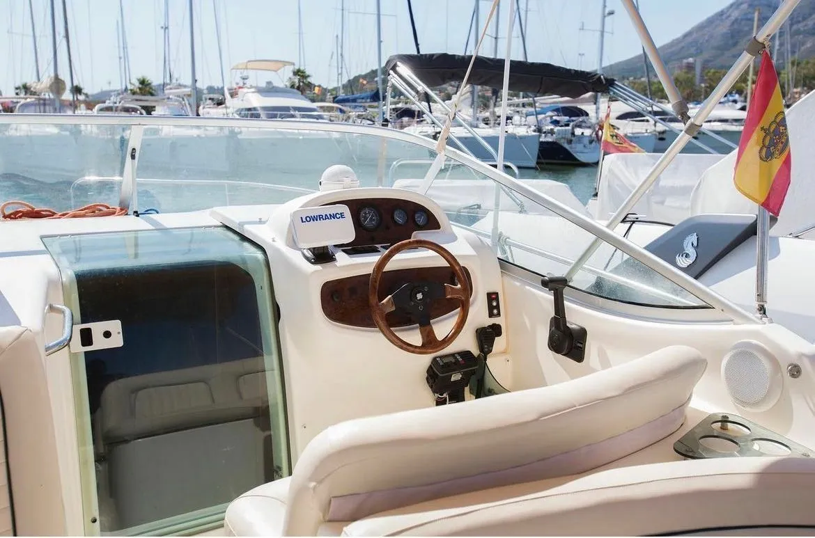 Queta Charter Boat