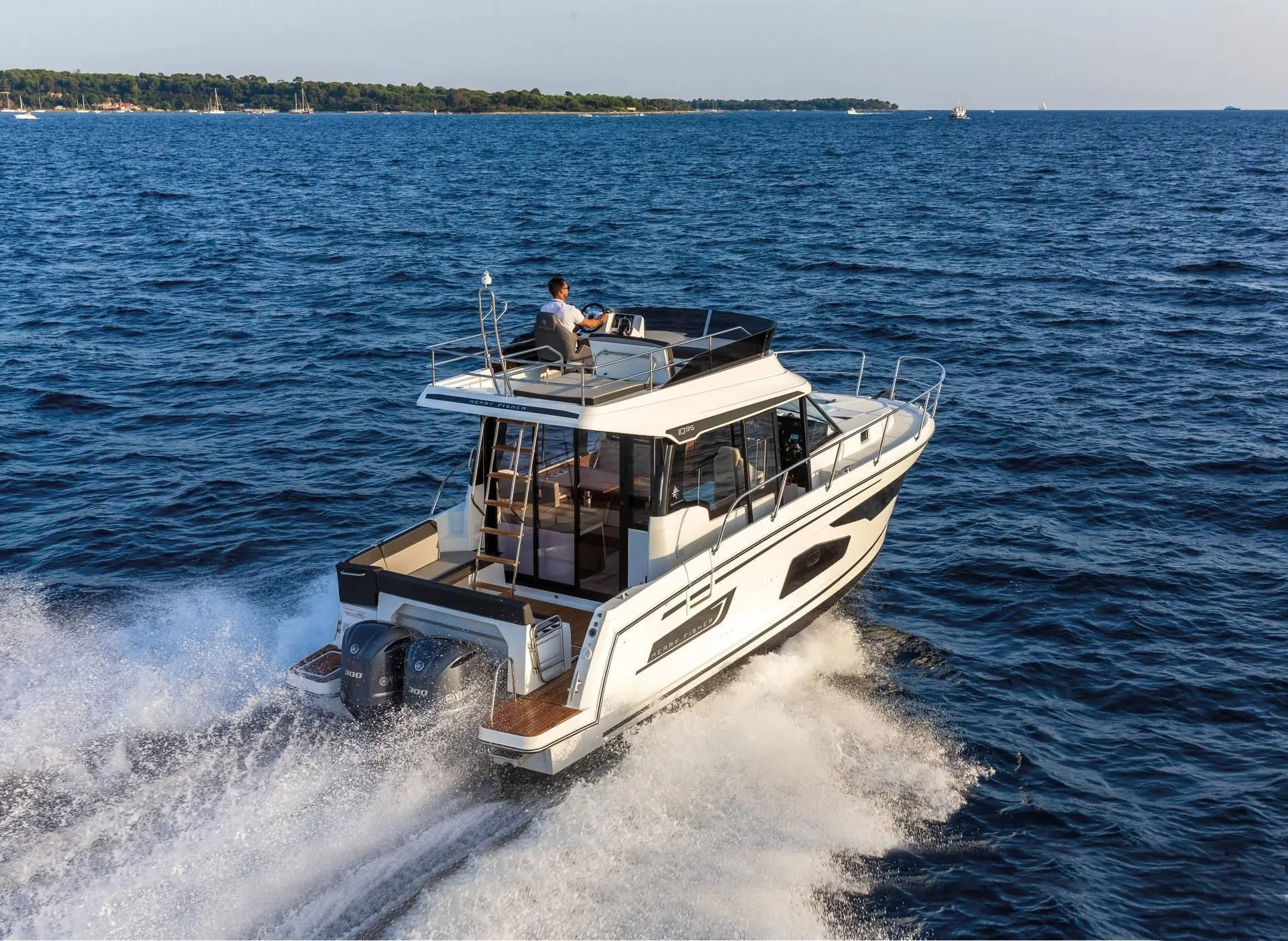 280921 KK Charter Boat
