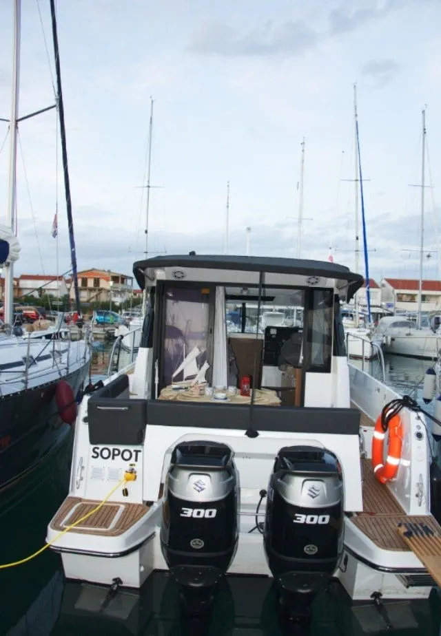 CarGO Charter Boat