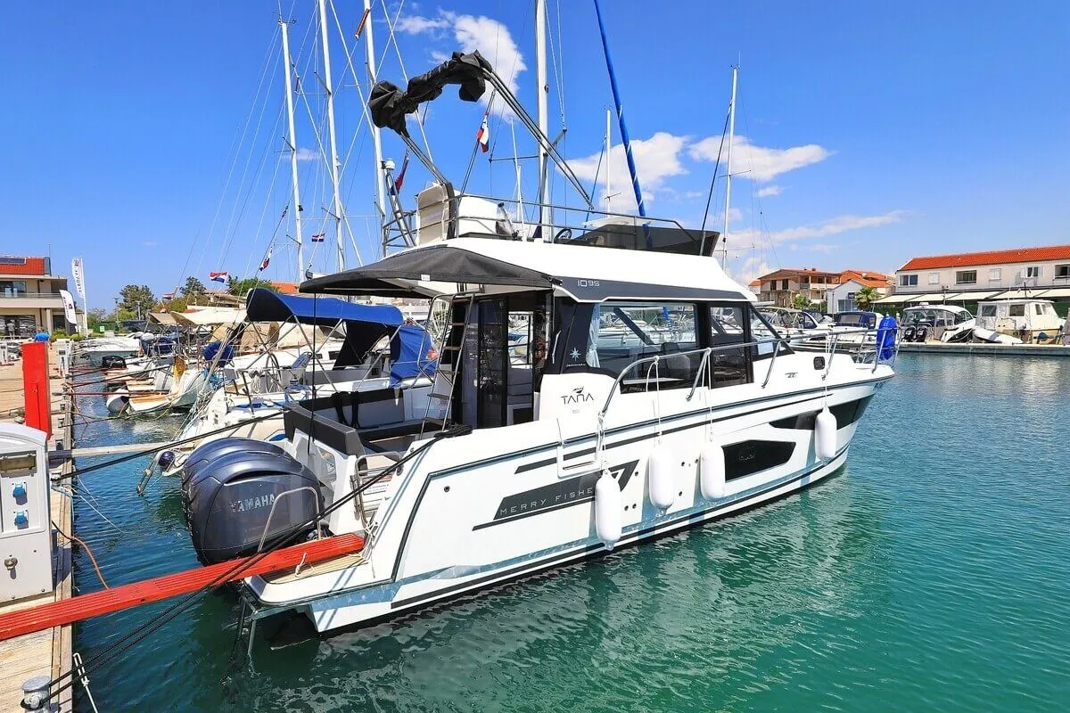 Fly Tana Kiralık Teknesi