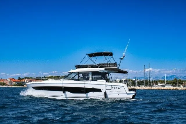 Nika Charter Boat