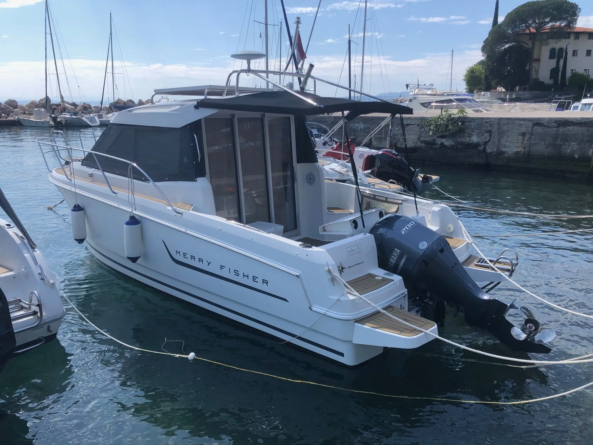 No Name Charter Boat