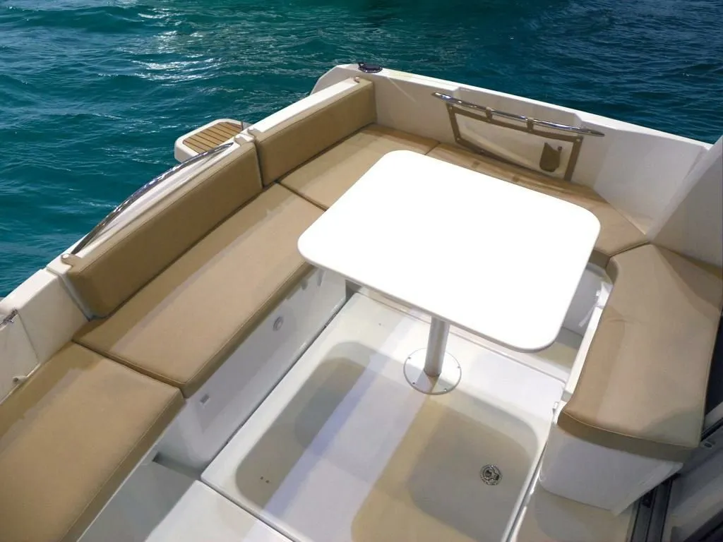 279490 MA Charter Boat