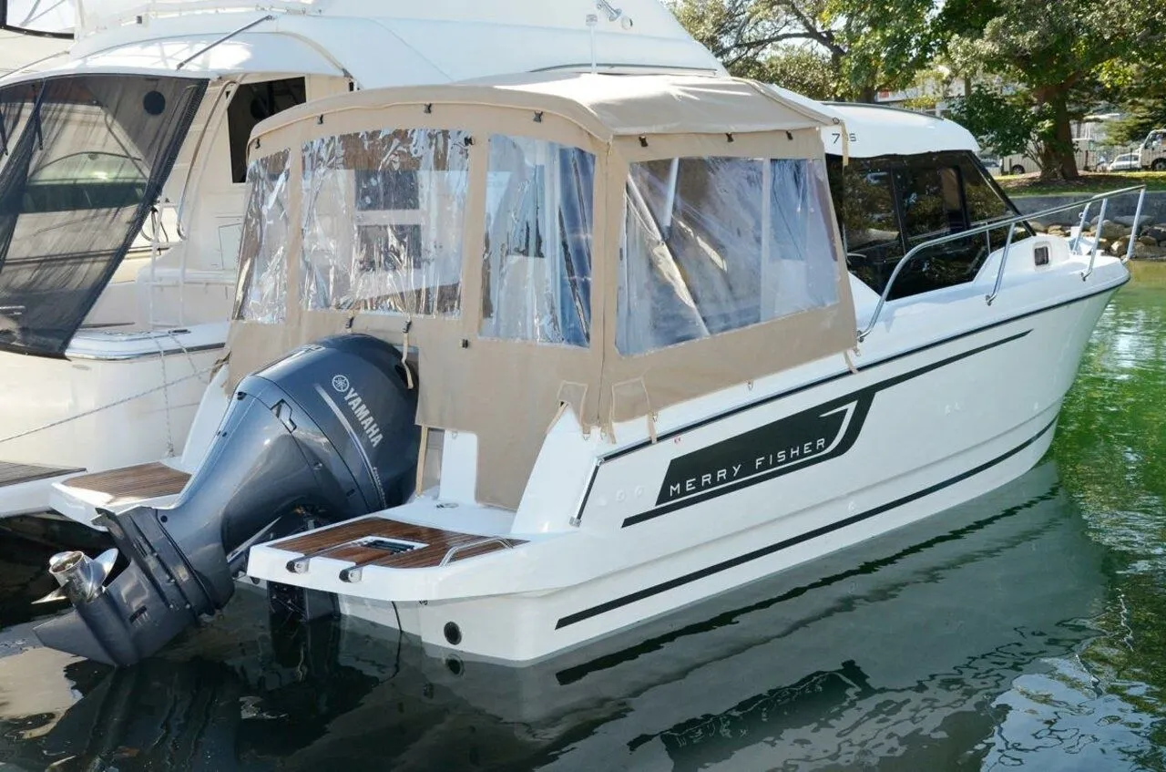 Rent a 7.95m Jeanneau Merry Fisher 795 in Trogir