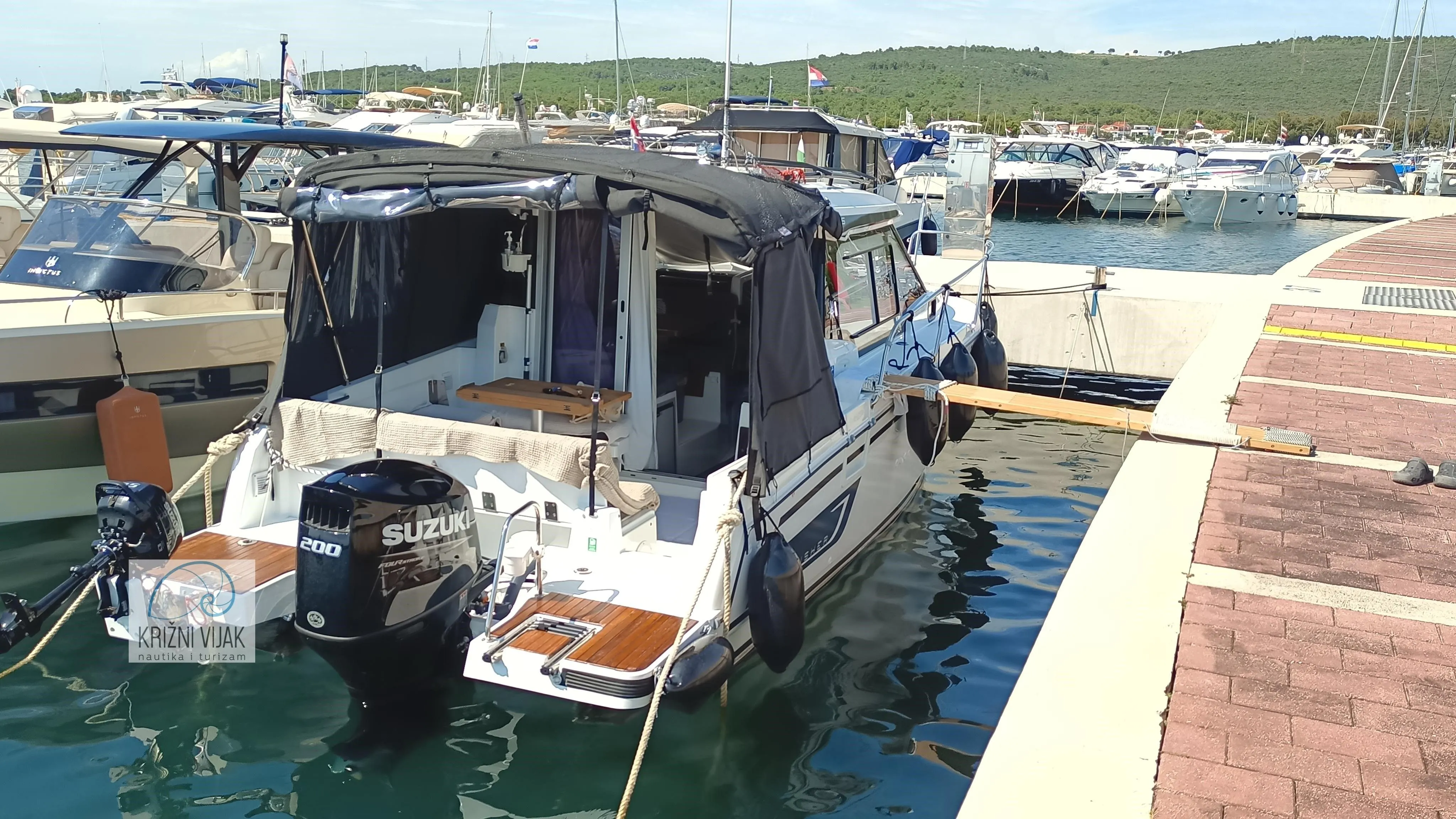 Chill Out Charter Boat