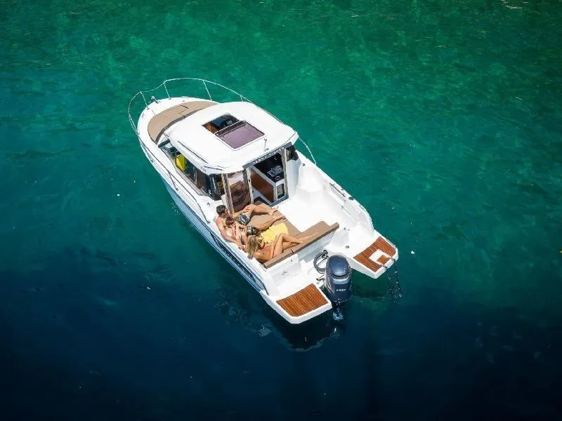 Чартер Cloud 9 - 3