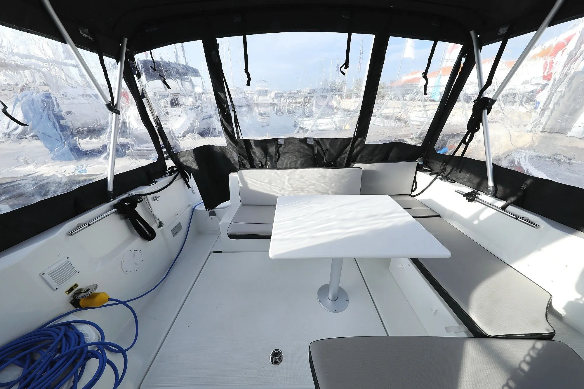 Чартер Voyager - 4