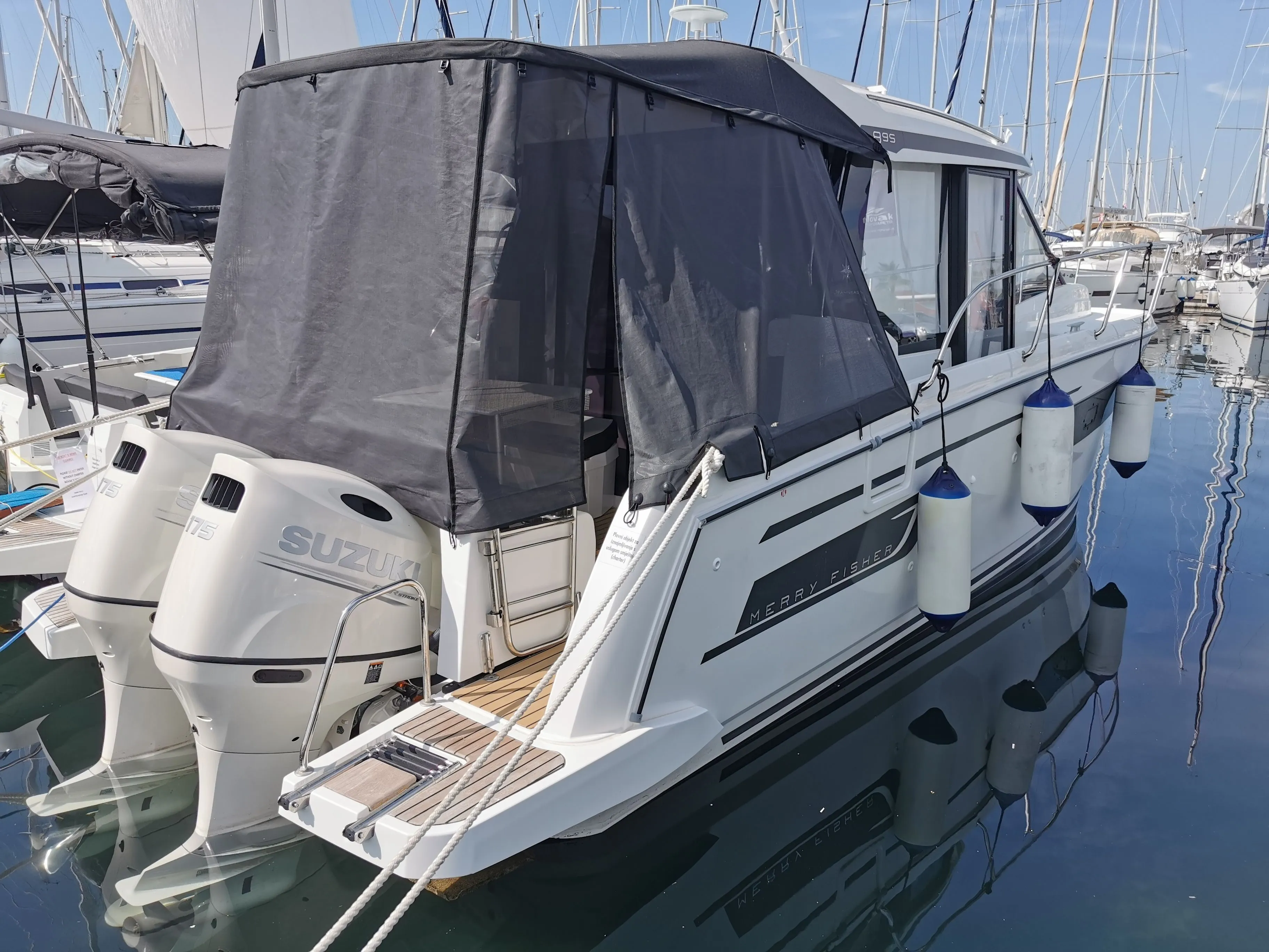 8.9m Biograd na Moru Motor Yacht Hire
