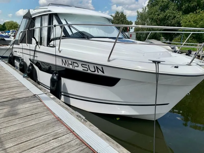 MPH Sun Charter Boat