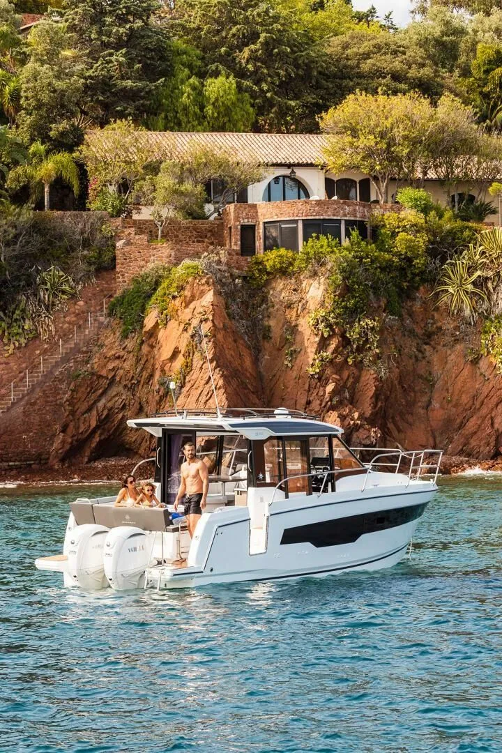 Miami Vice - Series II Charter Boat - 5