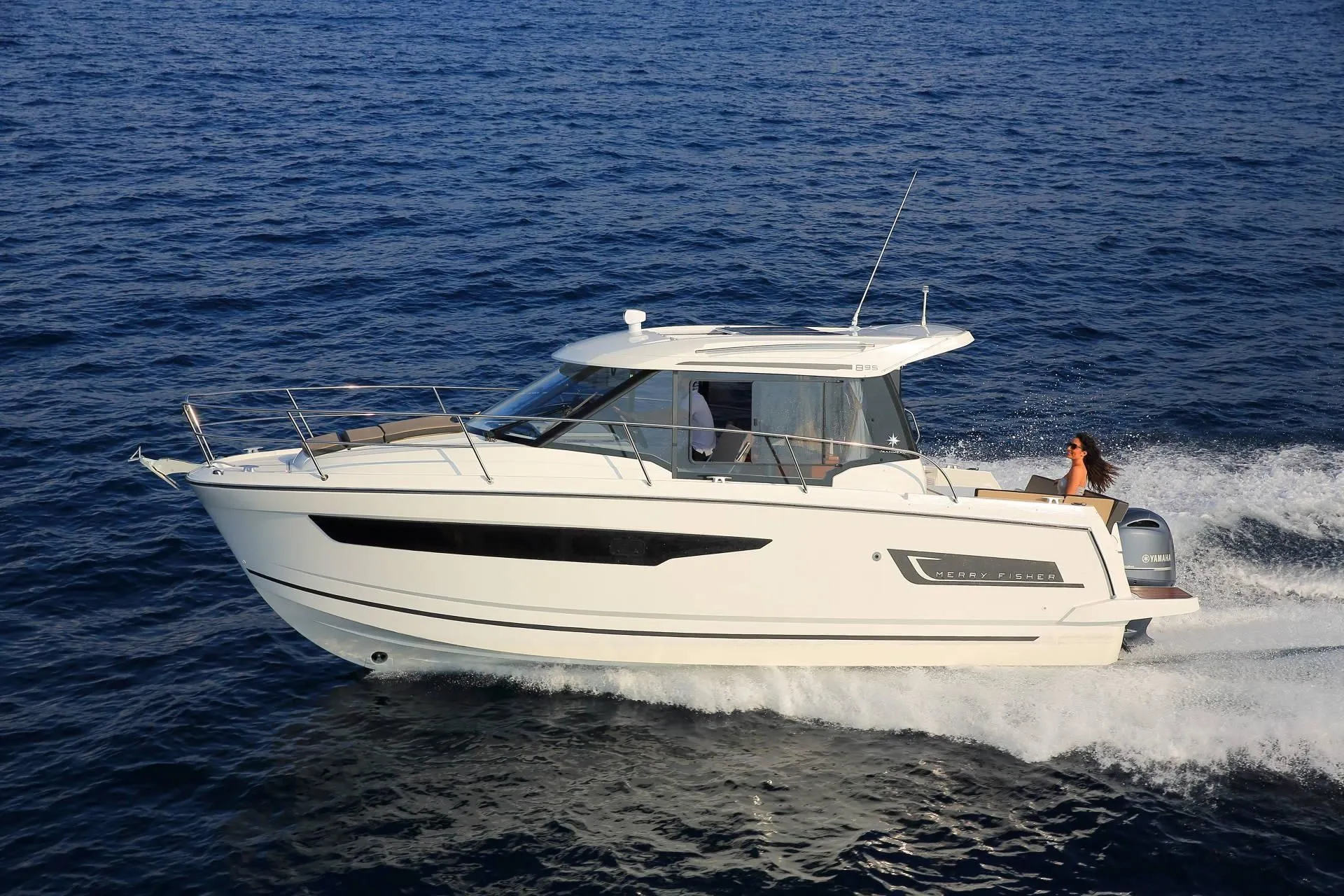Sea la vie Charter Boat