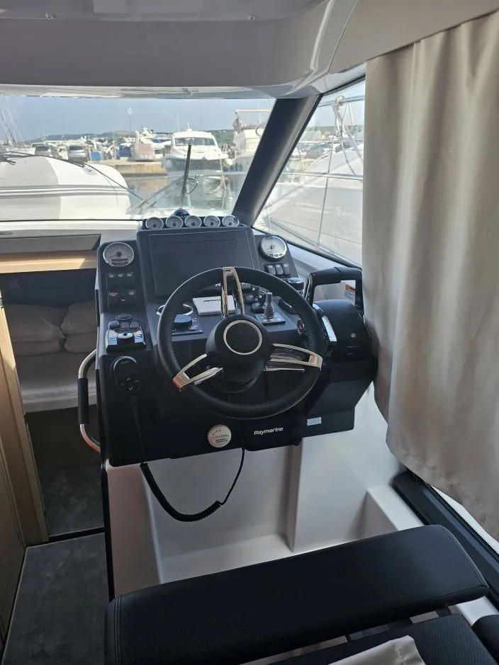 Чартер Sierra - 3