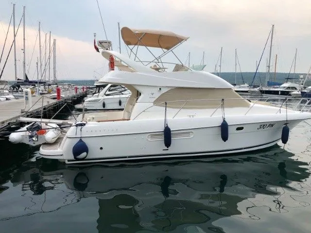 Punat Kiralık Jeanneau Prestige 36 11.6m Motoryat