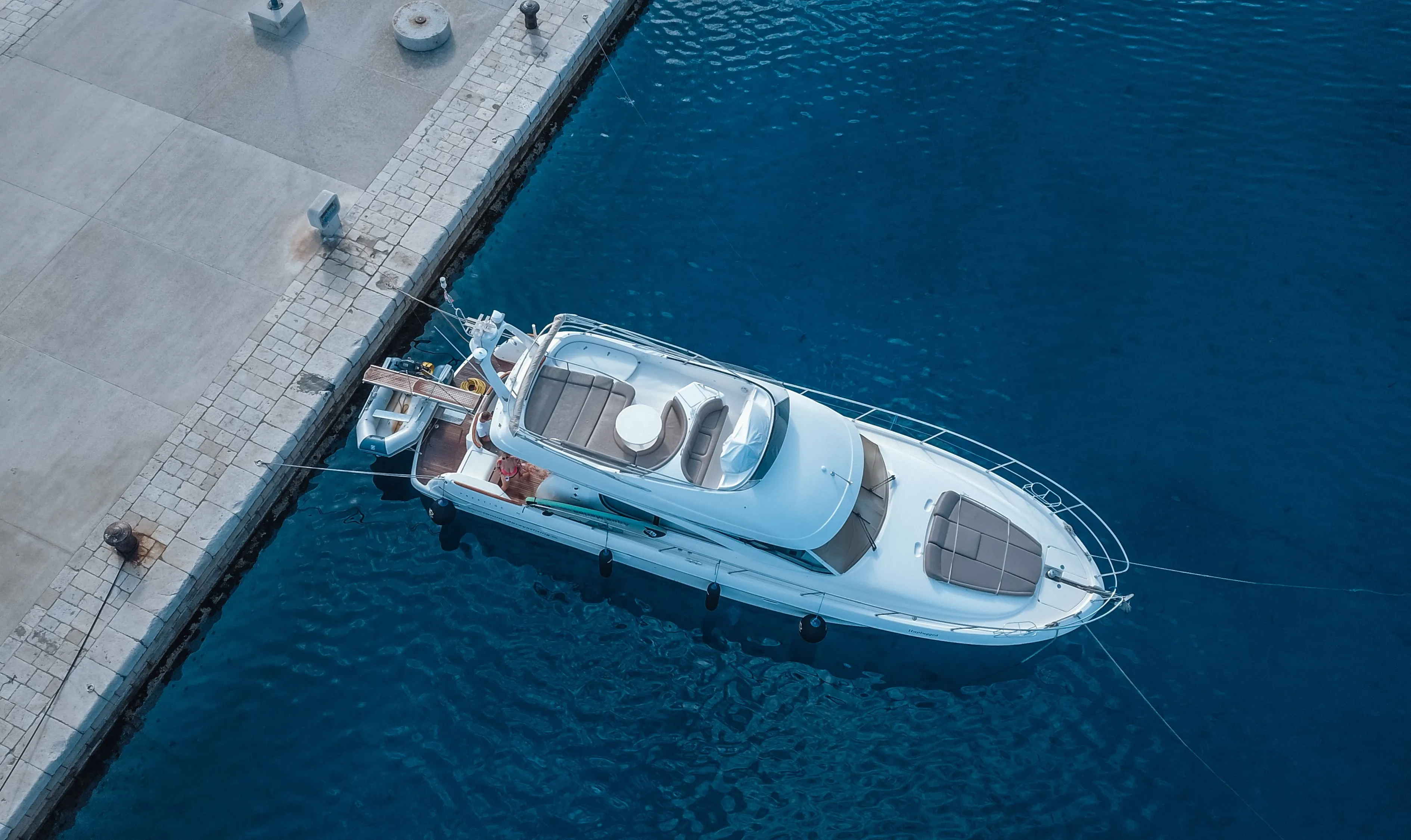 Unplugged Charterboot - 4