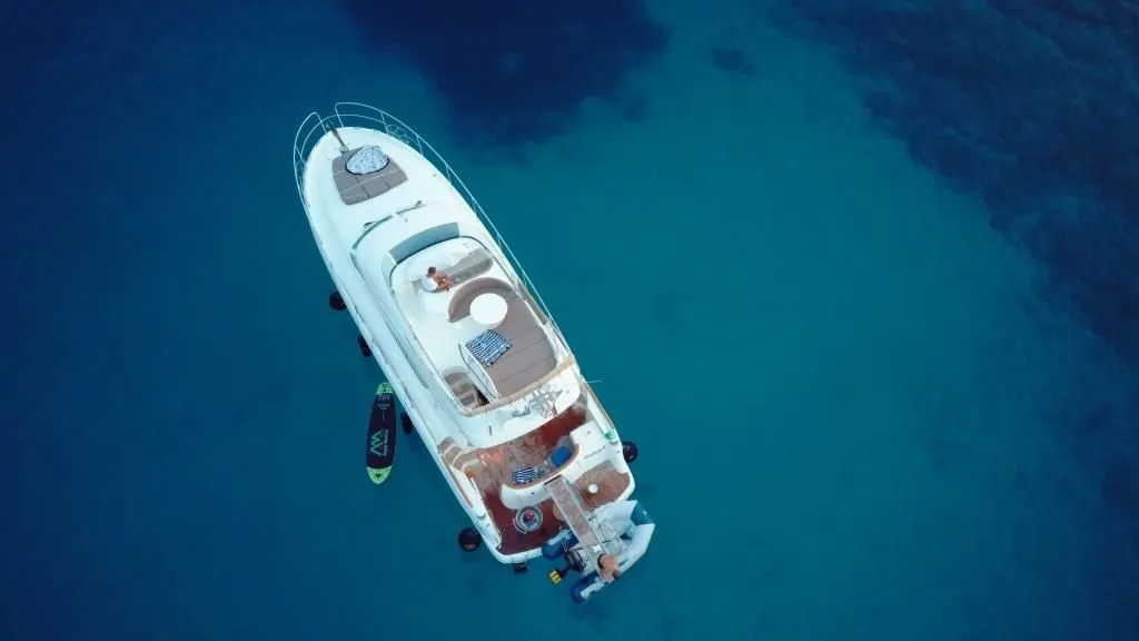 Unplugged Charterboot - 3